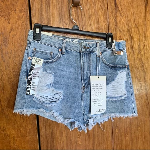 Pants - S.O.N.G Super High Rise Distressed Shorts NWT one belt loop broke see pic 9/29